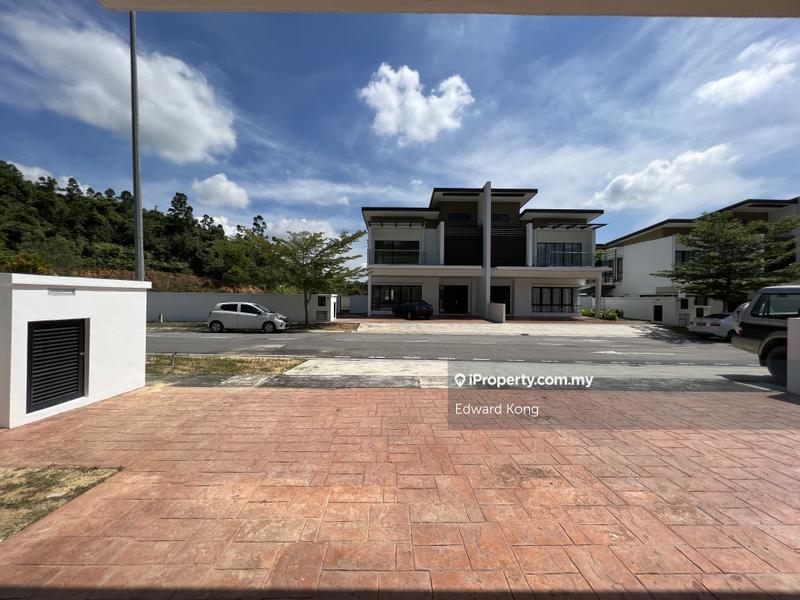 Rumah Berkembar untuk Dijual di Taman Anggun 3, Rawang oleh Edward Kong - iProperty.com.my