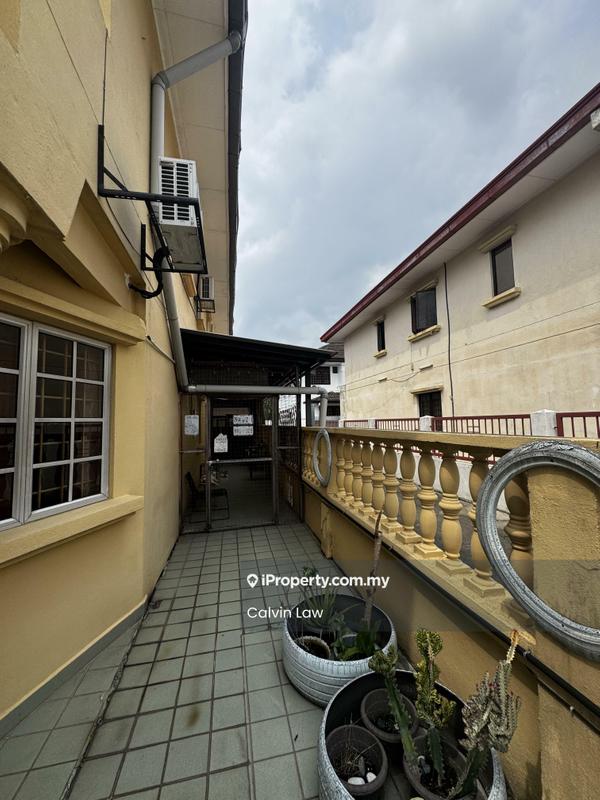 2-storey Terraced House for Sale in Bandar Utama 7, Bandar Utama by Calvin Law - Exterior - iProperty.com.my