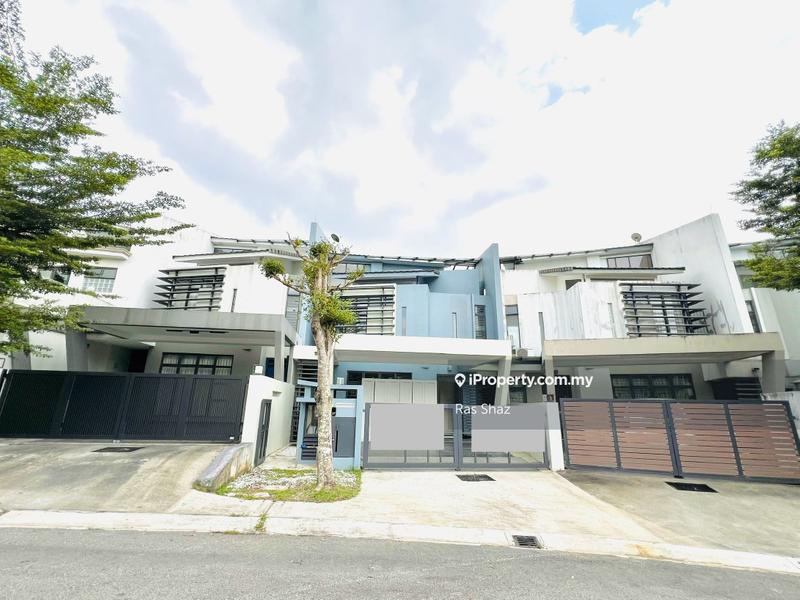 3-storey Terraced House for Sale in Laman Glenmarie, Shah Alam by Ras Shaz - iProperty.com.my