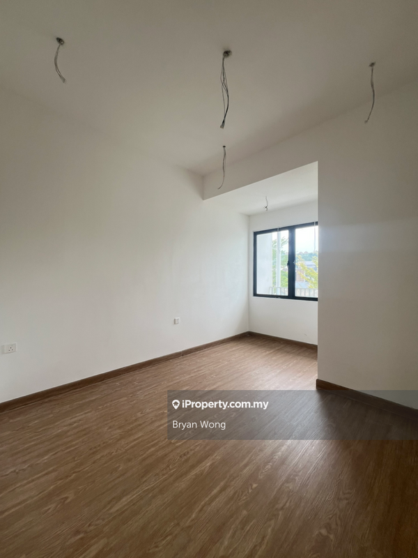 Rumah Berkembar untuk Dijual di Taman TTDI Grove, Kajang oleh Bryan Wong - iProperty.com.my