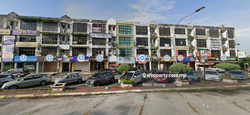 For Sale - Sri Gombak 4 Storey Shop Lot Freehold Facing Main Road SG 3