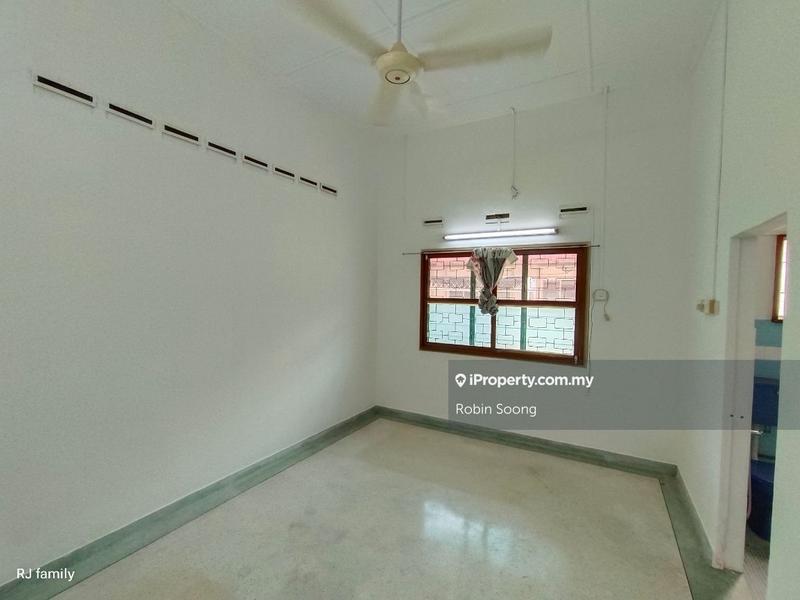 Rumah Berkembar untuk Dijual di Kampung Lapan, Melaka City oleh Robin Soong - iProperty.com.my