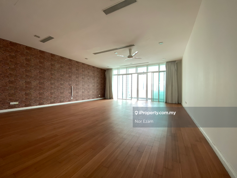 For Sale - Kenny Hills Residence