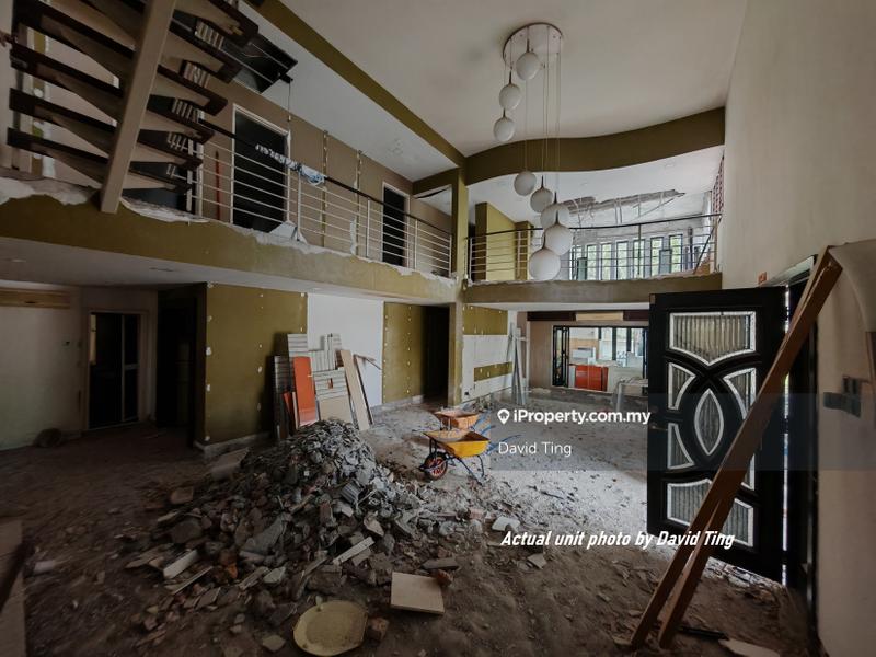 Rumah Berangkai 3 Tingkat untuk Dijual di Lake Fields, Sungai Besi oleh David Ting - iProperty.com.my