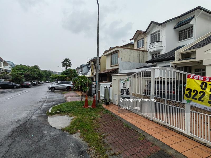 Rumah Berangkai 2.5 Tingkat untuk Dijual di Seksyen 7, Shah Alam oleh Josh Chong - iProperty.com.my
