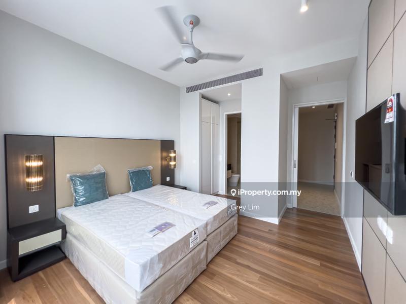 For Sale - Pavilion Ceylon Hill