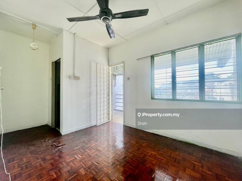 Rumah Teres 2-Tingkat untuk Dijual di SS19, Subang Jaya oleh Shah - iProperty.com.my
