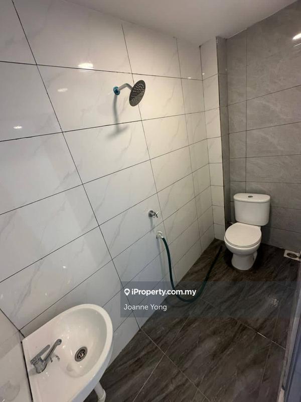 Rumah Teres 2-Tingkat untuk Dijual di Taman Puteri Wangsa, Ulu Tiram oleh Joanne Yong - iProperty.com.my