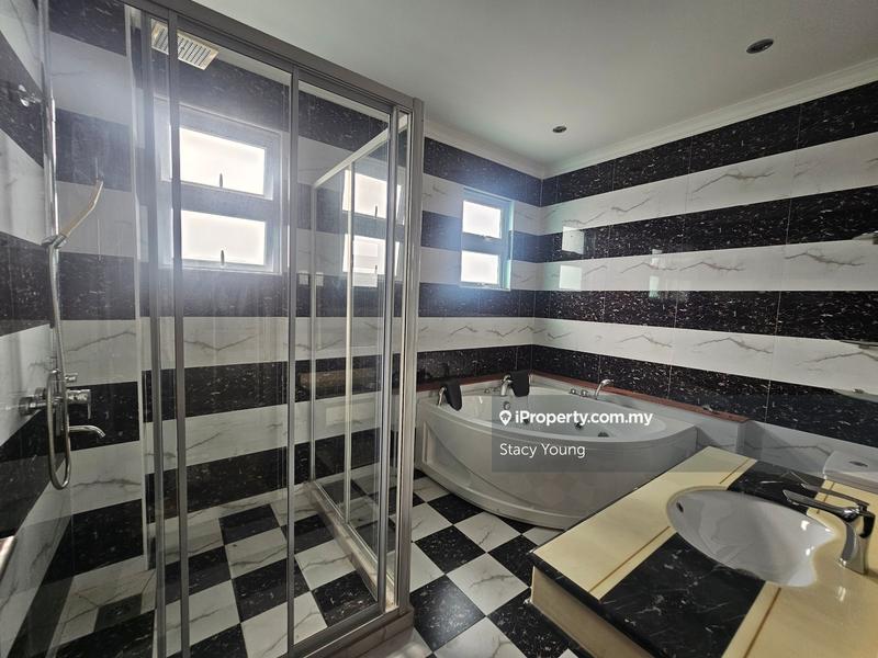 Bungalow House untuk Dijual di Mines Resort City, Seri Kembangan oleh Stacy Young - iProperty.com.my