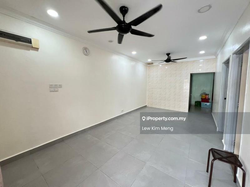 Rumah Teres 1-Tingkat untuk Dijual di Kepong Baru, Kepong oleh Lew Kim Meng - Living Room - iProperty.com.my