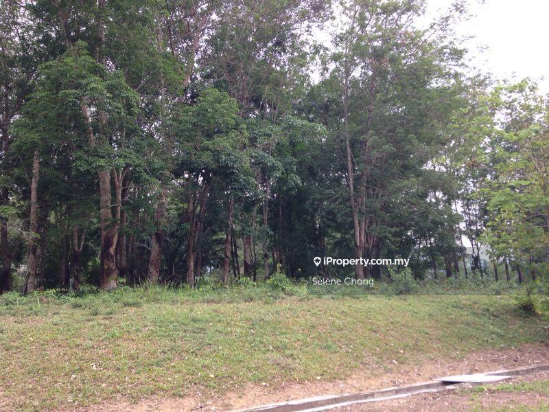 Banglo Tanah untuk Dijual di College Heights Garden Resort, Setul oleh Selene Chong - iProperty.com.my