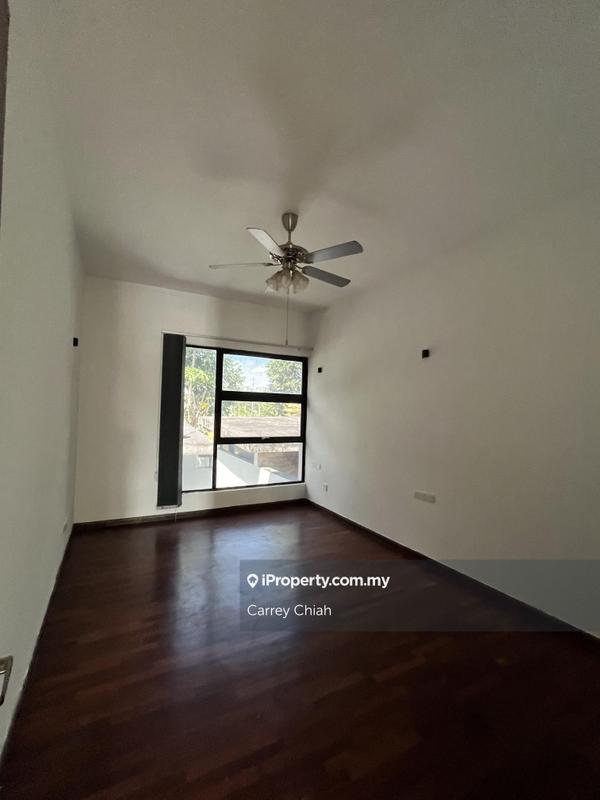 Rumah Berangkai 2.5 Tingkat untuk Dijual di Lake Edge, Puchong oleh Carrey Chiah - iProperty.com.my