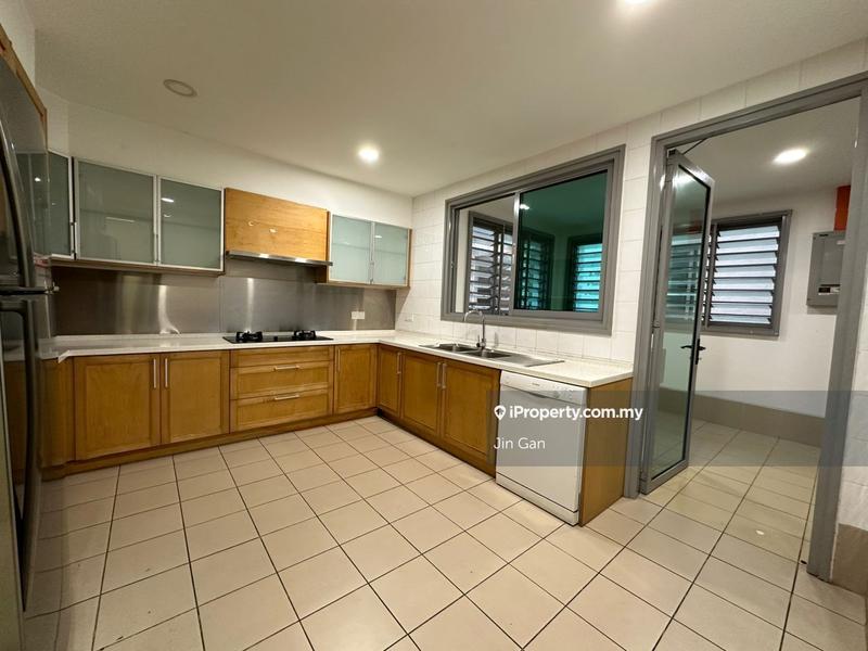 For Rent - Sri Bukit Persekutuan