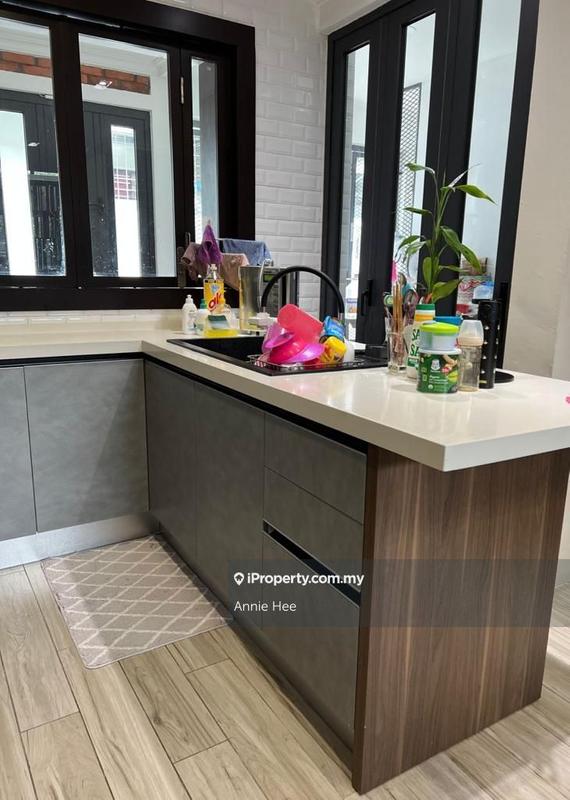 Rumah Teres 2.5-Tingkat untuk Dijual di Rimbunan Hijau | 2.5 Storey Intermediate, Kota Kinabalu oleh Annie Hee - iProperty.com.my
