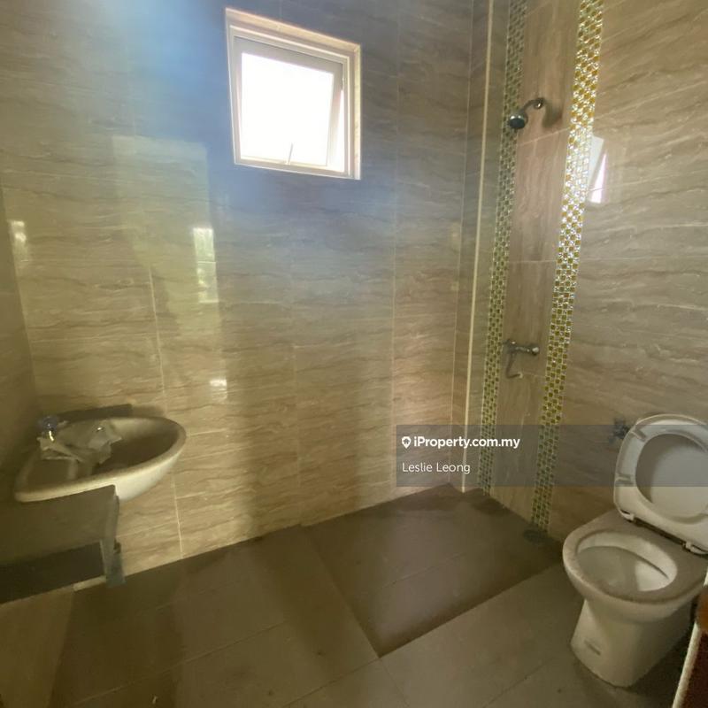 Bungalow House for Sale in Kota Emerald, Rawang by Leslie Leong - iProperty.com.my