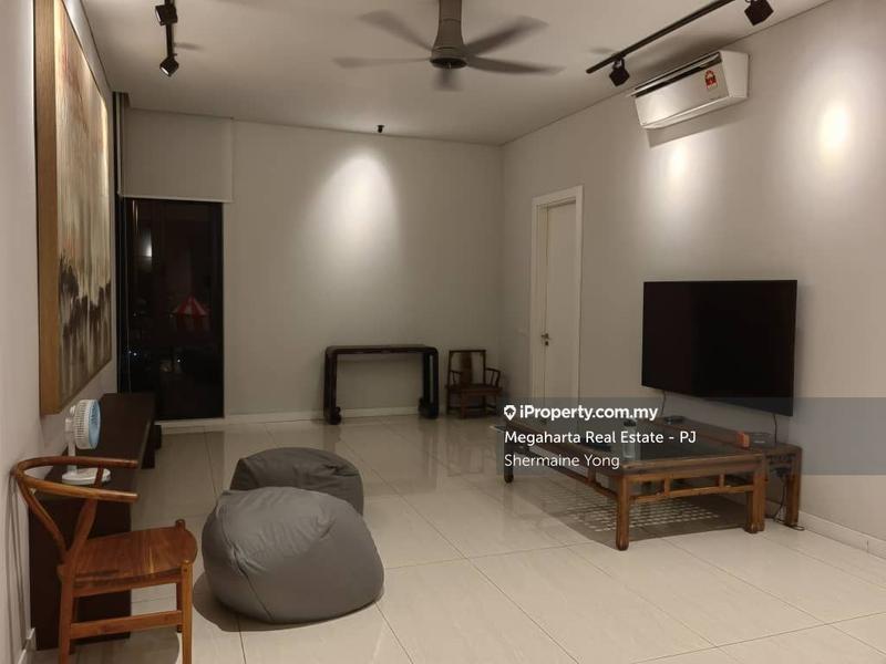 For Sale - Dua Menjalara