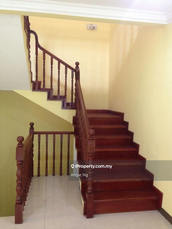 Rumah Berkembar untuk Dijual di Batu Uban, Bayan Lepas oleh Angie Ng - iProperty.com.my