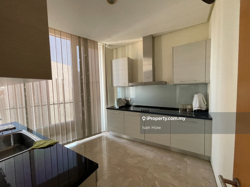 Service Residence for Sale in The Oval by Ivan How - iProperty.com.my