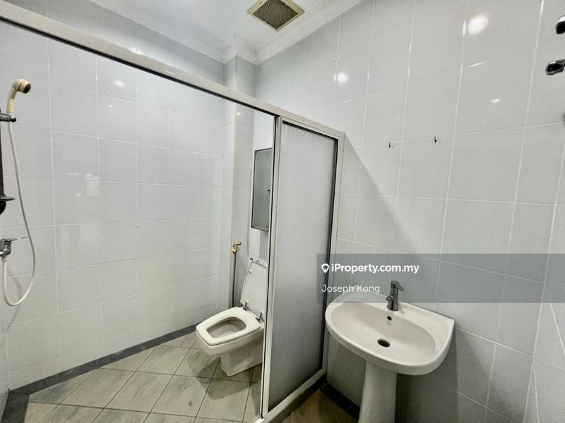 2.5-storey Terraced House for Sale in Jalan datuk sulaiman 6, Taman Tun Dr Ismail by Joseph Kong - iProperty.com.my