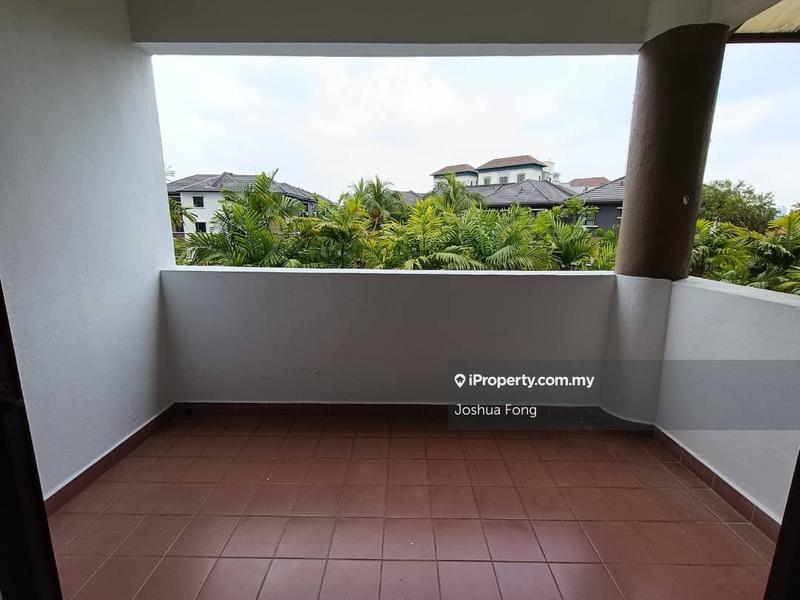 For Sale - Villa OUG