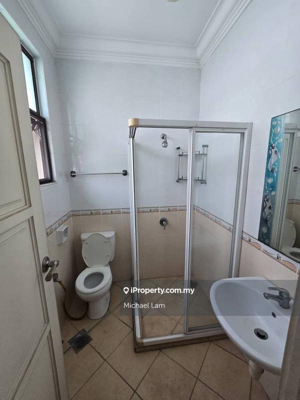 Bungalow House untuk Dijual di Kelana Jaya, Petaling Jaya oleh Michael Lam - iProperty.com.my