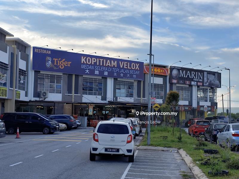 Kedai untuk Disewa di Prima Velox,Bandar Country Homes, Rawang oleh Francis Leow - iProperty.com.my