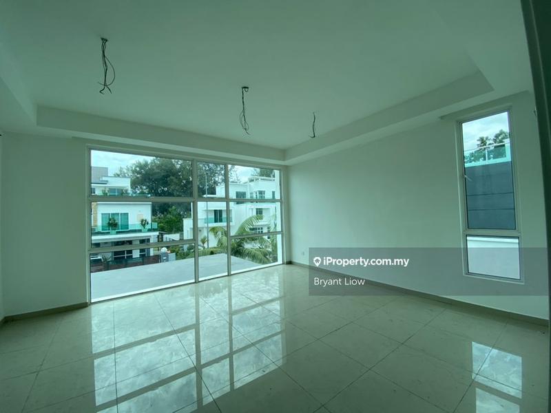 Semi-Detached House for Sale in HOT DEAL! 2.5 Storey Klebang Utama Klebang Kota, Melaka City by Bryant Liow - iProperty.com.my