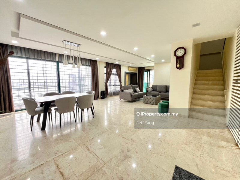 Kondominium untuk Dijual di The Straits View Condominium oleh Jeff Yang - iProperty.com.my