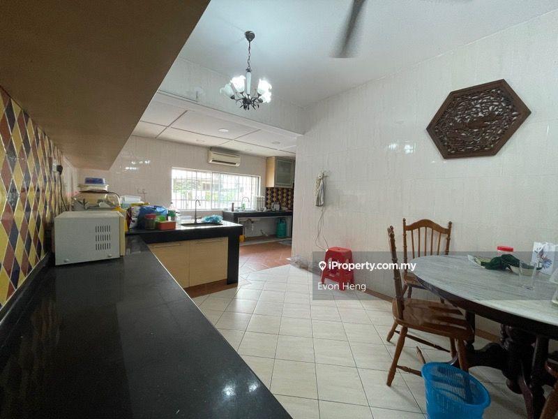 Bungalow House for Sale in Cheras, Kuala Lumpur by Evon Heng - iProperty.com.my