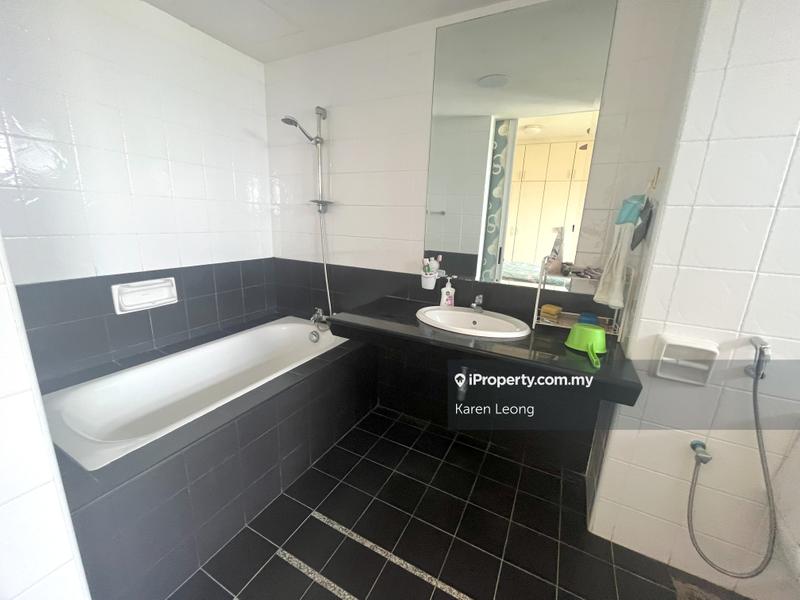 Kondominium untuk Dijual di The Plaza Condominium oleh Karen Leong - iProperty.com.my