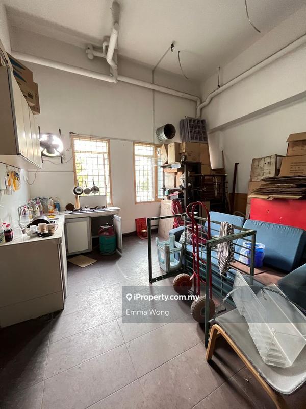 Shop for Sale in Selayang, Selangor by Emma Wong - iProperty.com.my
