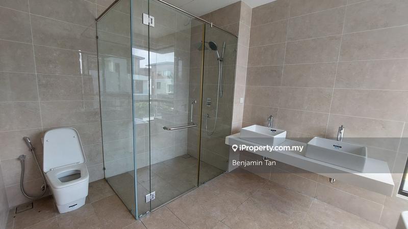 Bungalow House for Sale in Kota Kemuning, Shah Alam by Benjamin Tan - iProperty.com.my
