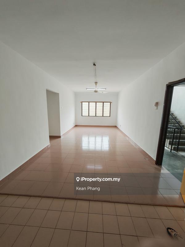 For Sale - Putra Permai Block B