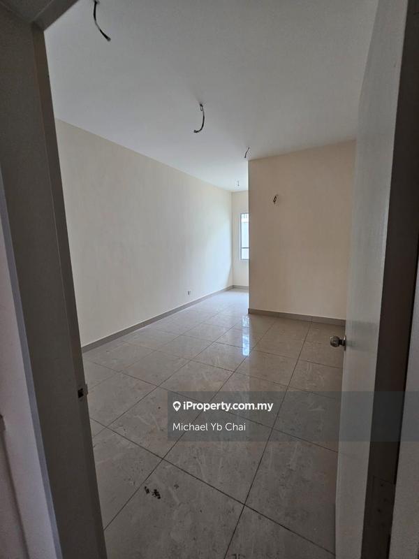 3-storey Terraced House for Sale in Desa Park Serdang, Seri Kembangan by Michael Yb Chai - iProperty.com.my