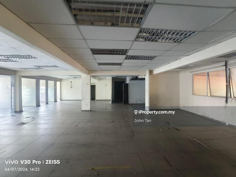 For Sale - (108x100|Cargo Lift|Renovated|Corner|Freehold) Kepong @ Sri Ehsan 2.5sty Factory