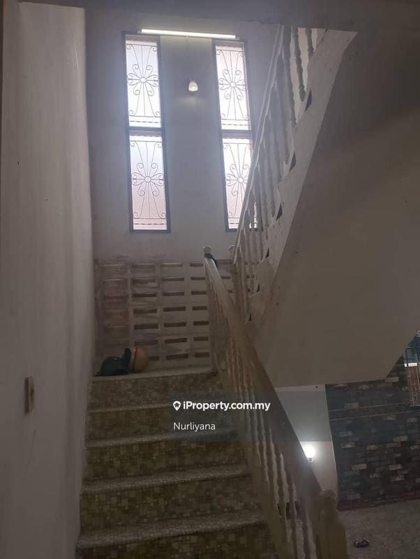 Banglo untuk Dijual di Kampung Wakaf Beruas, Cabang Tiga oleh Nurliyana - iProperty.com.my