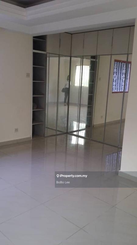 Bungalow House untuk Dijual di Taman Overseas Union (Taman Oug), Jalan Klang Lama (Old Klang Road) oleh BoBo Lee - iProperty.com.my