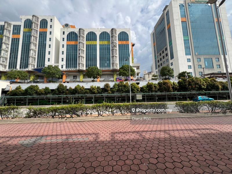 For Rent - Plaza Glomac Shoplot