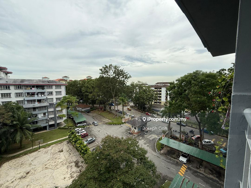 For Sale - Sri Akasia