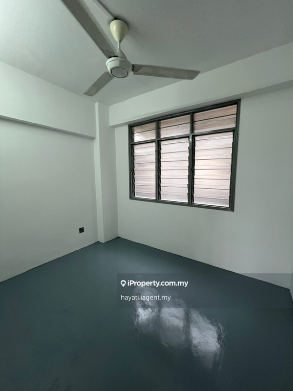 Apartment for Sale in Pangsapuri Dahlia Court by hayati.iagent.my - iProperty.com.my