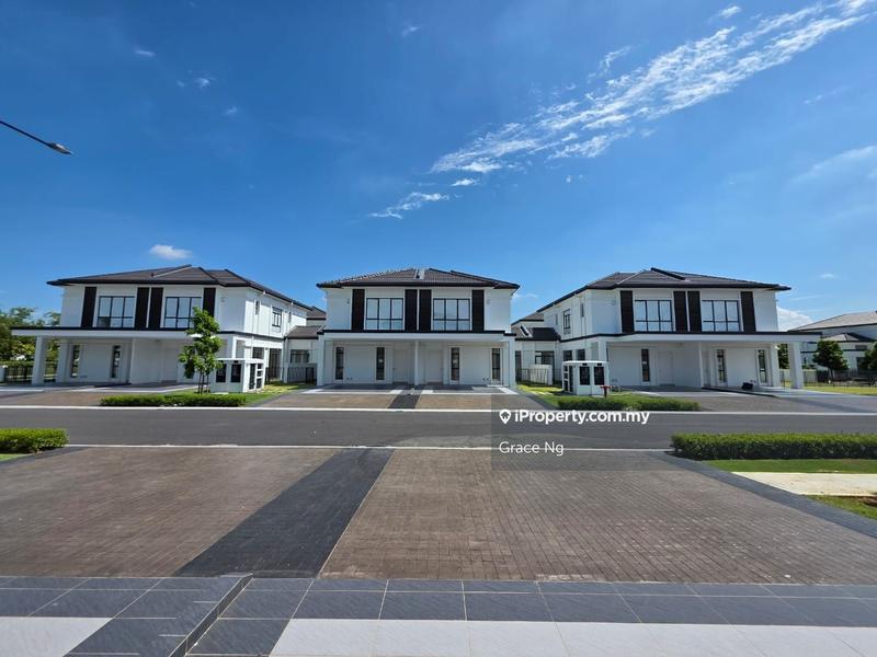 Rumah Teres 2-Tingkat untuk Dijual di Bukit Rahman Putra, Sungai Buloh oleh Grace Ng - iProperty.com.my