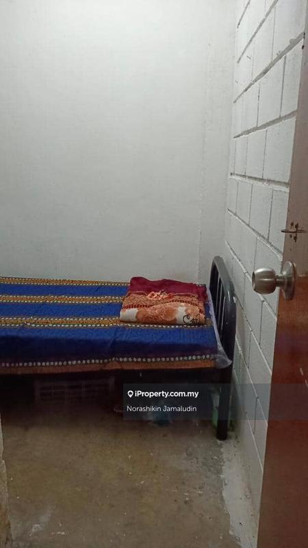 Flat for Rent in Taman Semarak II by Norashikin Jamaludin - iProperty.com.my