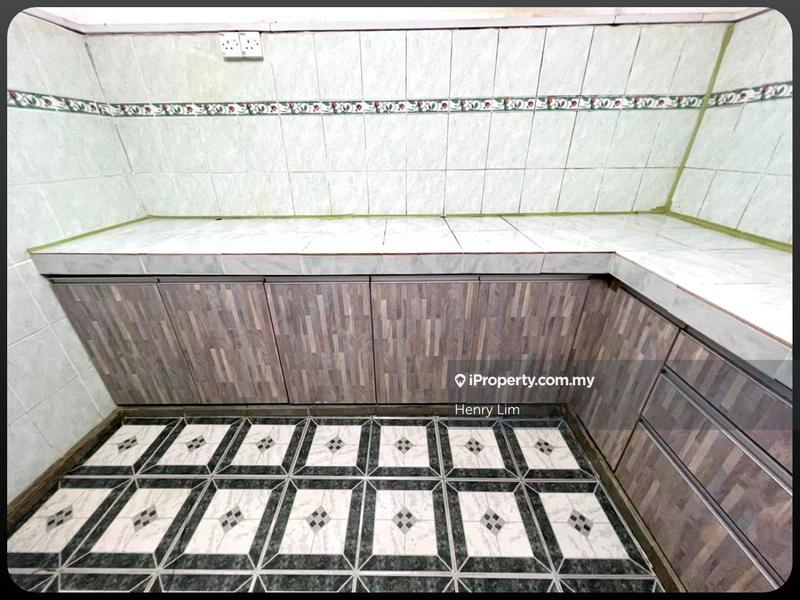 3-storey Terraced House for Sale in Taman Dagang, Ampang by Henry Lim - iProperty.com.my