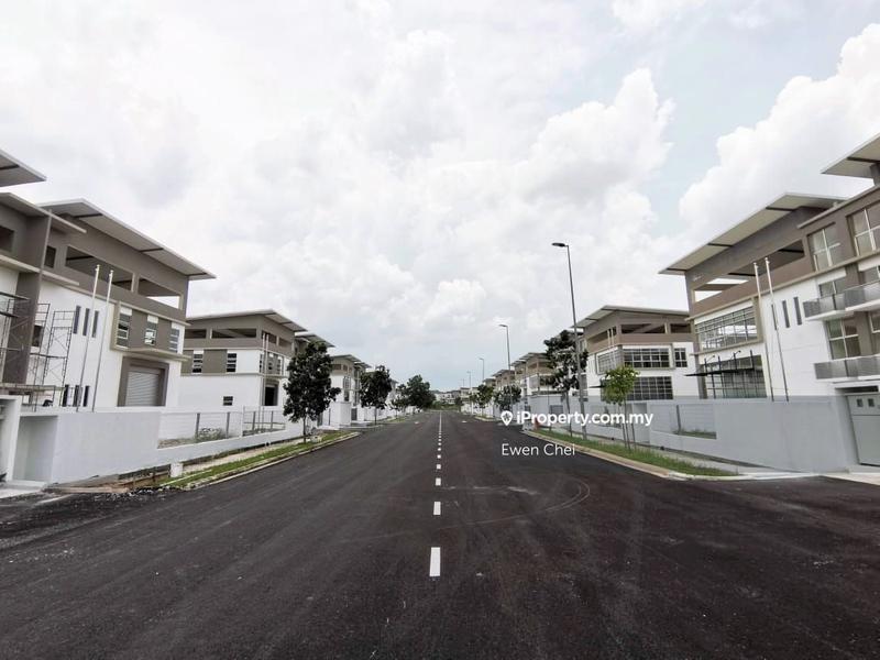 For Rent - Saujana Teknologi Rawang (Corner) Semi-D Factory For Rent (Brand New)