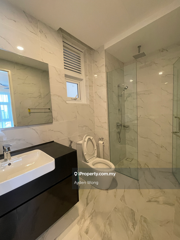 For Sale - Met 1 Residences