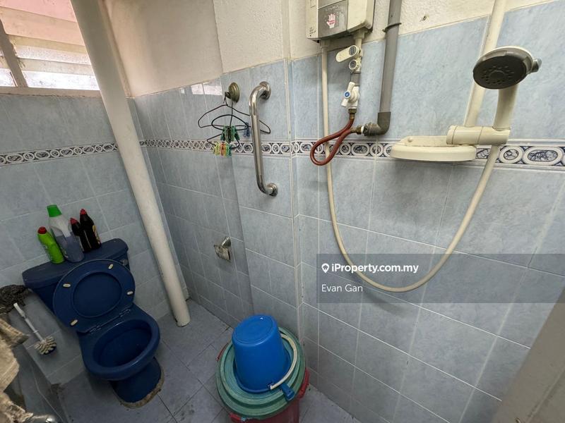 Rumah Flat untuk Dijual di Rumah Pangsa Ujong Pasir oleh Evan Gan - iProperty.com.my