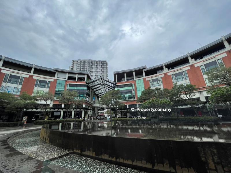 For Sale - Plaza Arkadia