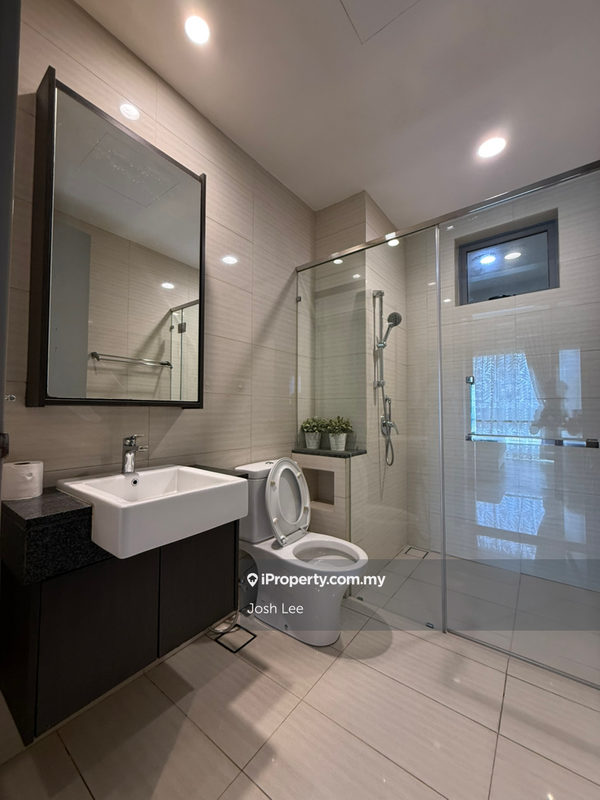 Kediaman Servis untuk Dijual di Reflection Residences oleh Josh Lee - iProperty.com.my