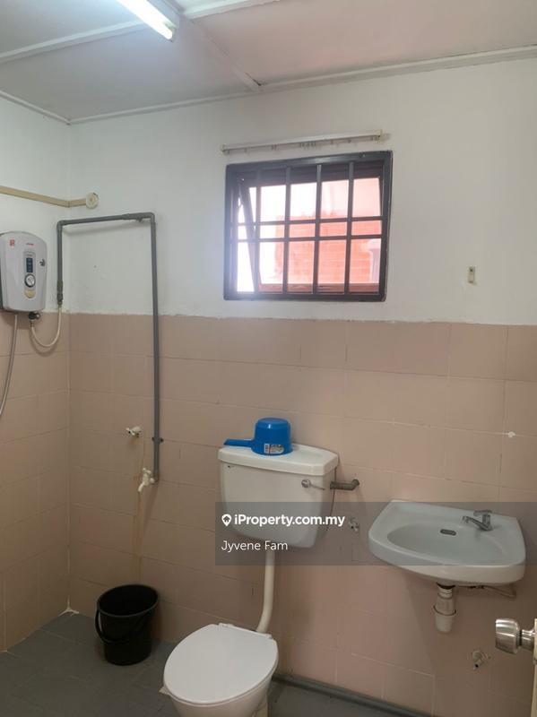 For Sale - Evergreen Park Acorn & Hazel