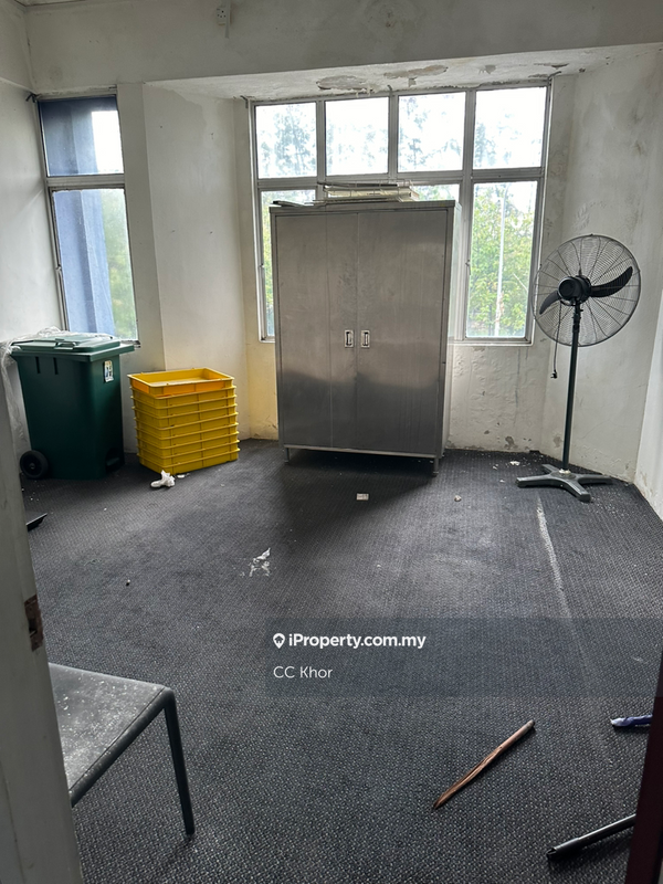 Shop-Office for Sale in Kampung Kuala Ibai, Batu Buruk by CC Khor - iProperty.com.my